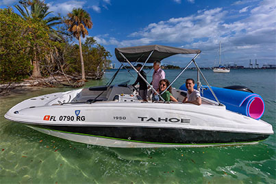 rent motorboat Tahoe 1950 Miami