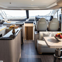 Azimut 60 Geisha Miami 20