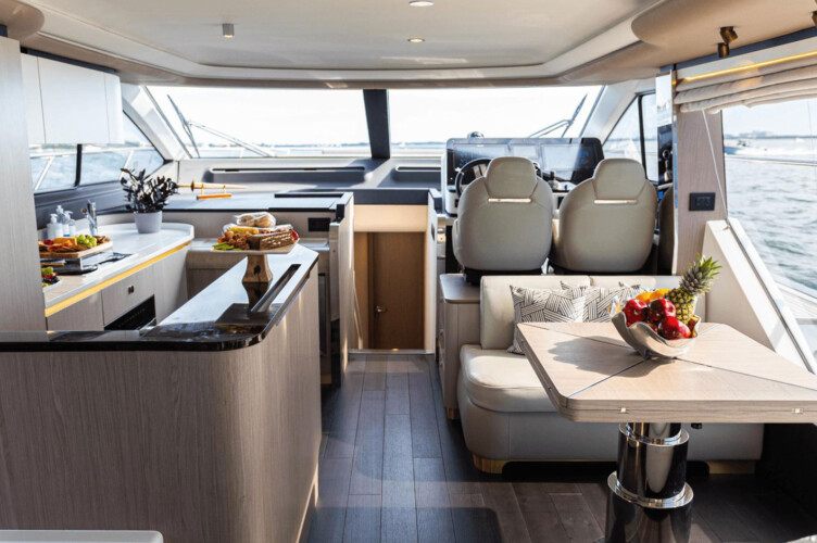 Azimut 60 Geisha Miami 20