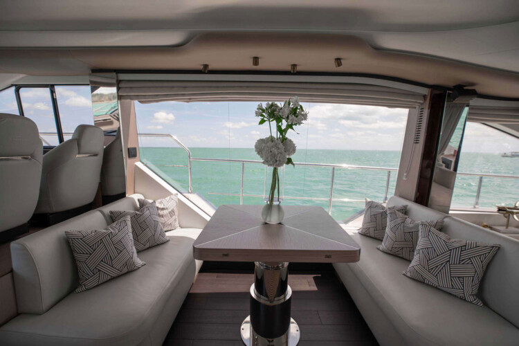Azimut 60 Geisha Miami 5