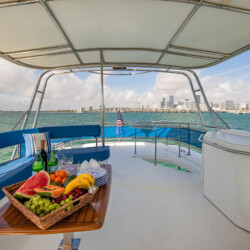 Catamaran Fountaine Pajot 47 Aeolus Miami 21