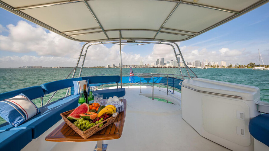 Catamaran Fountaine Pajot 47 Aeolus Miami 21