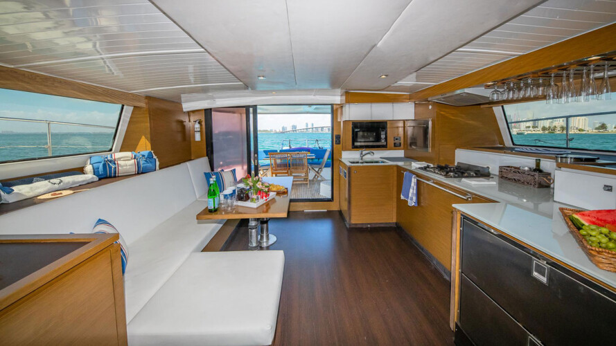 Catamaran Fountaine Pajot 47 Aeolus Miami 27