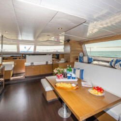 Catamaran Fountaine Pajot 47 Aeolus Miami 28