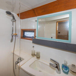 Catamaran Fountaine Pajot 47 Aeolus Miami 33