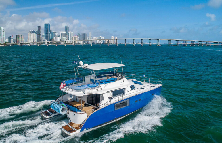 Catamaran Fountaine Pajot 47 Aeolus Miami 9