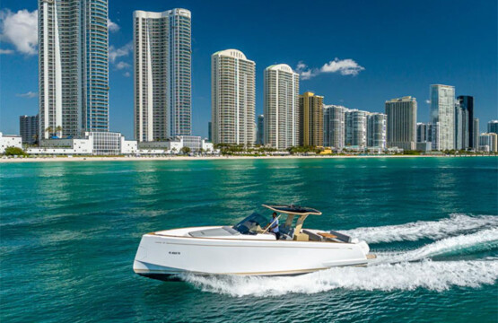 When Is the Best Time to Rent a Yacht