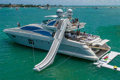 rent yacht Azimut 103 Scarlet Miami