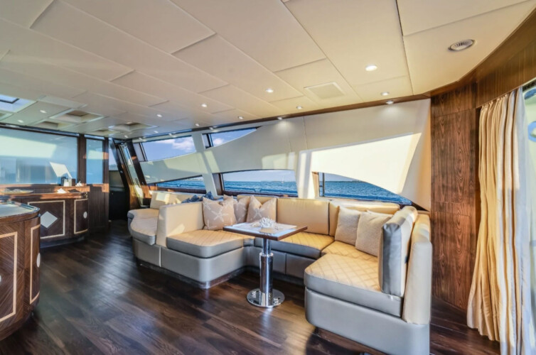 yacht 115 Leopard Encore Miami 17