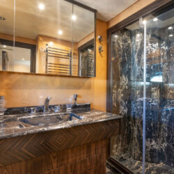 yacht 115 Leopard Encore Miami 20