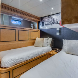 yacht 115 Leopard Encore Miami 21