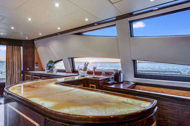 yacht 115 Leopard Encore Miami 36