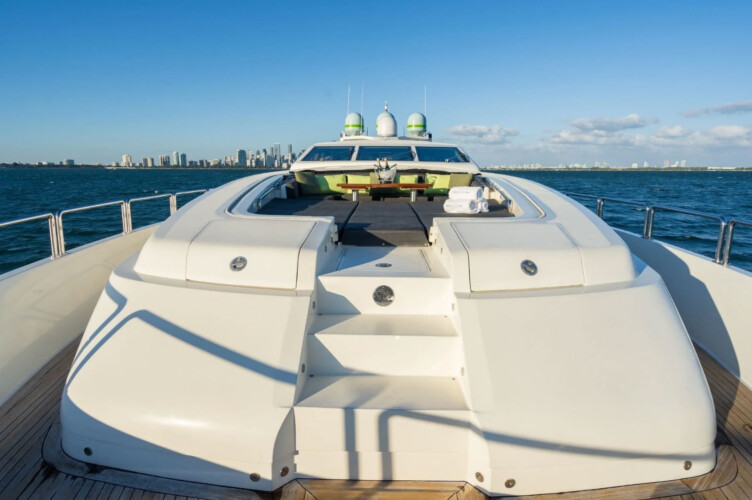 yacht 115 Leopard Encore Miami 7