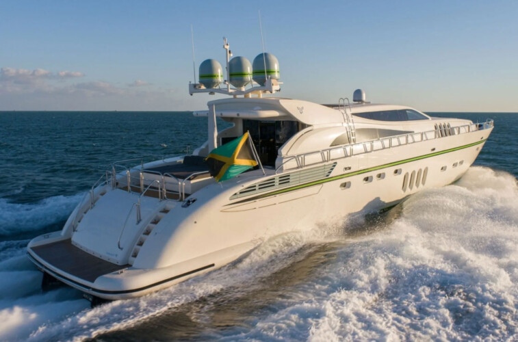 yacht 115 Leopard Encore Miami 8