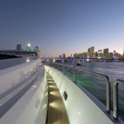 yacht 115 Leopard Encore Miami 9