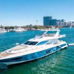 yacht 70 Azimut Lupo Miami 4