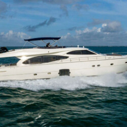 yacht 78 Ferretti Destiny Miami 1