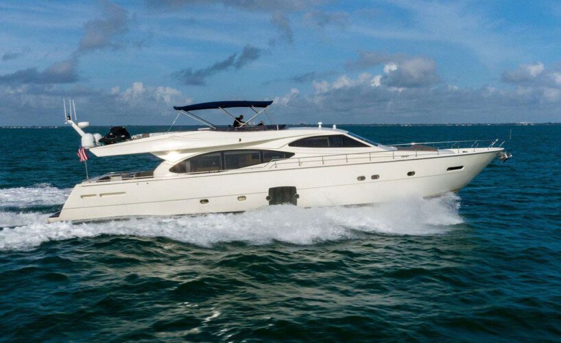 yacht 78 Ferretti Destiny Miami 1