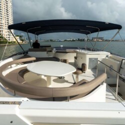 yacht 78 Ferretti Destiny Miami 15