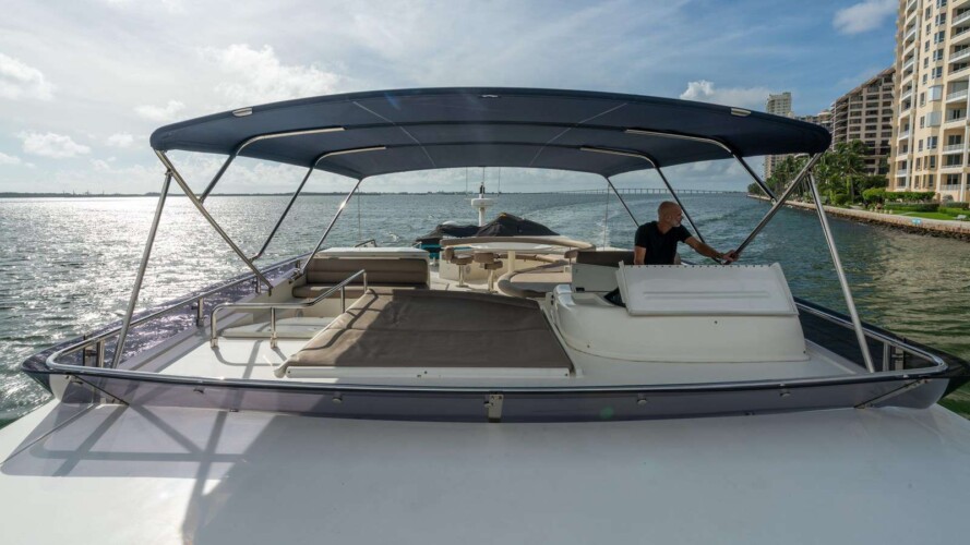 yacht 78 Ferretti Destiny Miami 17