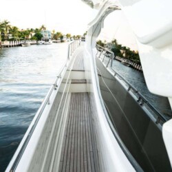 yacht 78 Ferretti Destiny Miami 19