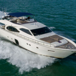 yacht 78 Ferretti Destiny Miami 3