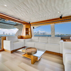 yacht 78 Ferretti Destiny Miami 31