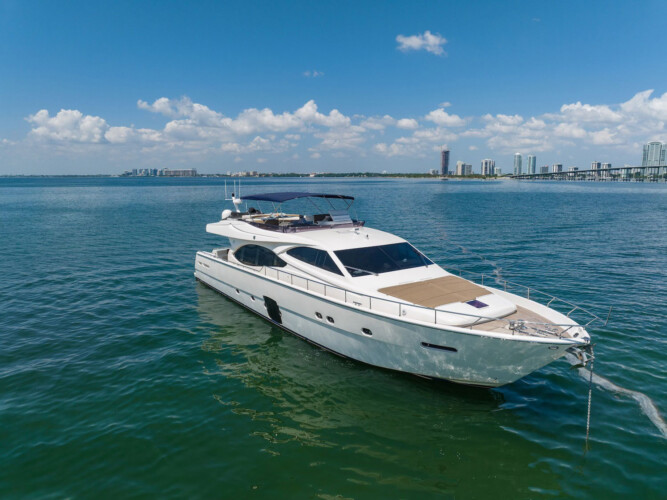 yacht 78 Ferretti Destiny Miami 33