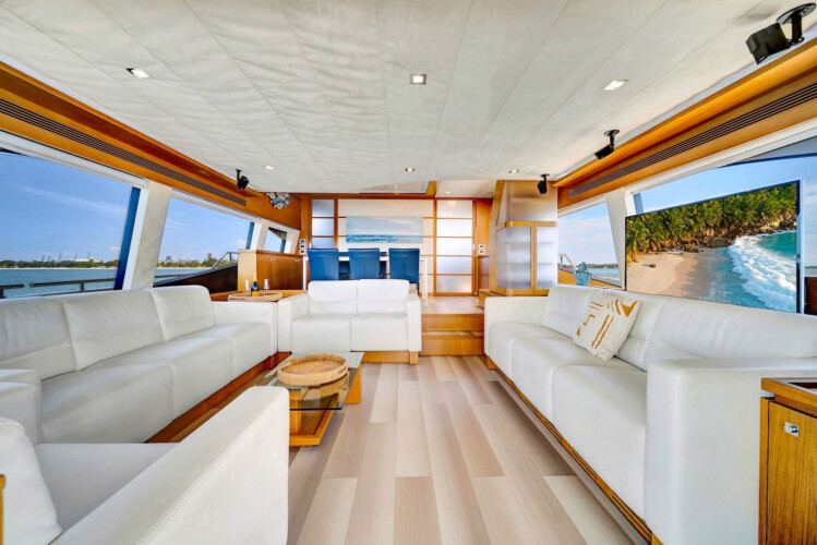 yacht 78 Ferretti Destiny Miami 36