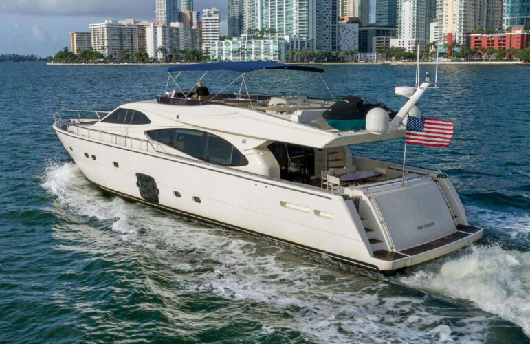 yacht 78 Ferretti Destiny Miami 4