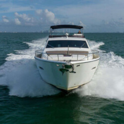 yacht 78 Ferretti Destiny Miami 5