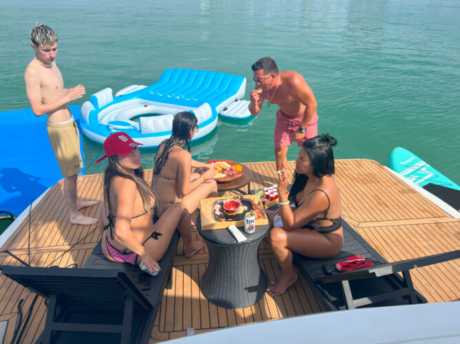 yacht Aicon 65 miami 16