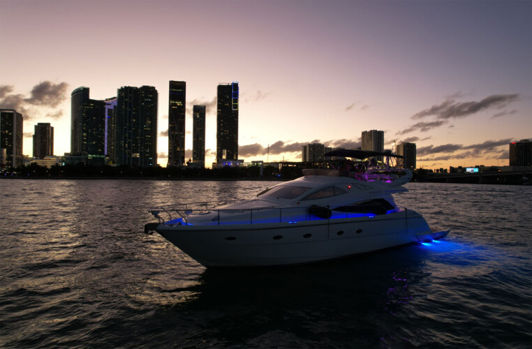 yacht Aicon 65 miami 17
