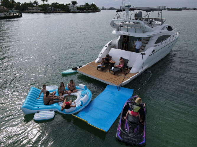 yacht Aicon 65 miami 5