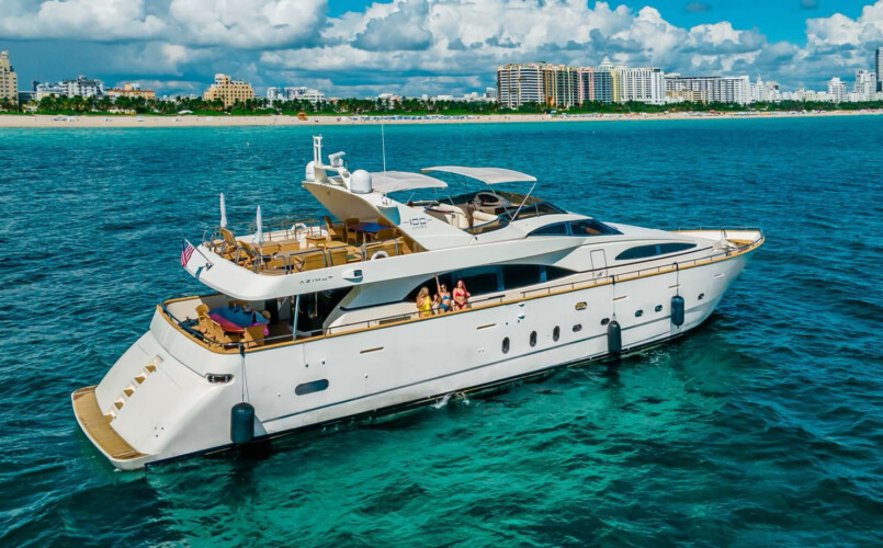 yacht Azimut 100 Daniela Miami 1