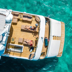 yacht Azimut 100 Daniela Miami 17