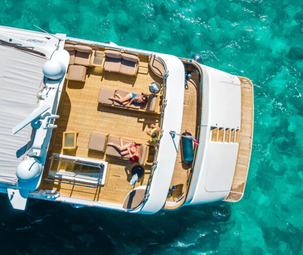 yacht Azimut 100 Daniela Miami 17