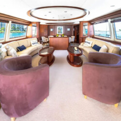 yacht Azimut 100 Daniela Miami 19
