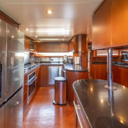 yacht Azimut 100 Daniela Miami 22