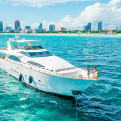 yacht Azimut 100 Daniela Miami 3