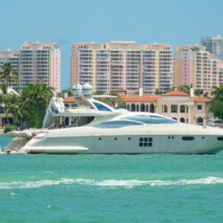 yacht Azimut 103 Scarlet Miami 5