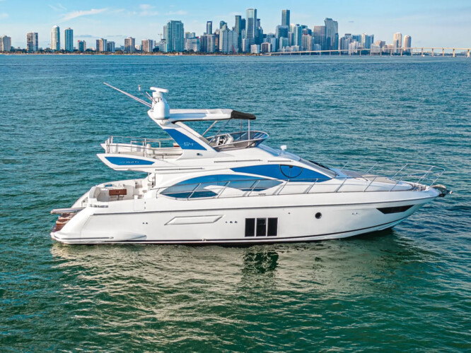 yacht Azimut 54 ALPHA Miami 1