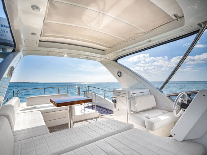 yacht Azimut 54 ALPHA Miami 3