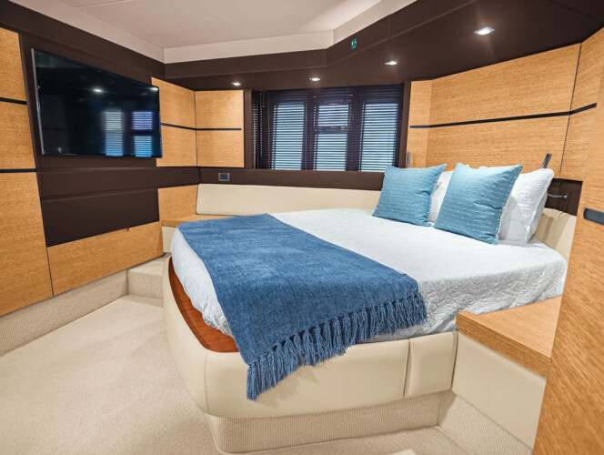 yacht Azimut 54 ALPHA Miami 7