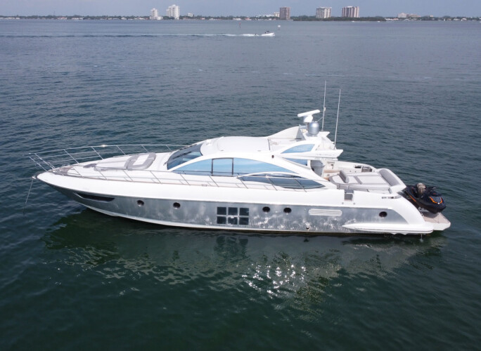 yacht Azimut 62S Life is Great Miami 1