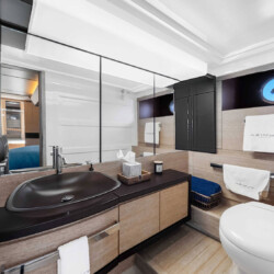 yacht Azimut 64 Third Wind Miami 15