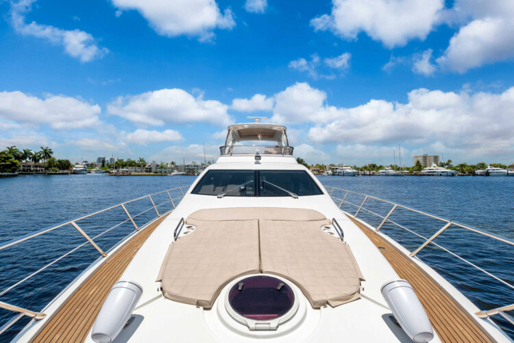 yacht Azimut 64 Third Wind Miami 30
