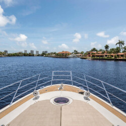 yacht Azimut 64 Third Wind Miami 31