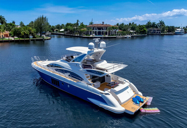 yacht Azimut 64 Third Wind Miami 4