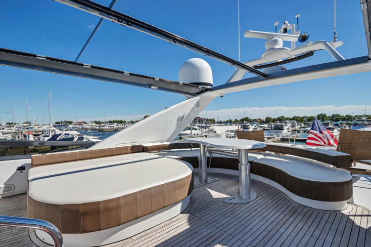 yacht Azimut 85 Elizee Miami 16